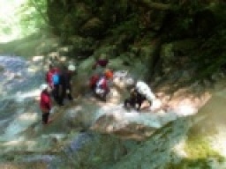 【平日アウトドア　自然たっぷり♪沢トレッキング】社会人サークルFEAD