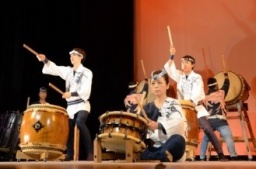 都筑横浜太鼓による「祝太鼓」 | ハウスクエア横浜