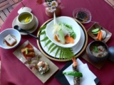 神戸六甲山女性のための”プチ・デトックス”体験　薬膳料理と薬草湯＆岩盤浴の１日