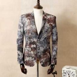 機能性が抜群に良くアルマーニ スーツ コピー