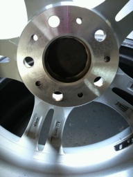 輸入車用アルミホイール加工、輸入車用アルミホイール・インセット加工、オフセット加工