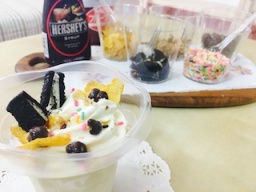 真夏の冷え冷えスイーツ第一弾！自分でつくるオリジナルパフェを召し上がれ！ | ハウスクエア横浜