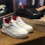 目玉商品 ランニングシューズ定番人気 2色可選クリスチャンルブタン Christian Louboutin 2017
