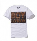  シンプルな見た目と優れた機能性があり、格好良いメンズファッション