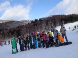 ■豪華老舗ホテル宿泊！スキースノボ＆スノーシュー＆温泉観光 貸切バスツアー■　社会人サークル...
