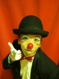 クラウンのコメディーミニサーカス〜ninnin5-6月号発行〜