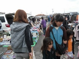 05月13日(日) ★無料フリマ★ジノス豊科店-安曇野市