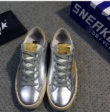 光沢感あるGOLDEN GOOSE ゴールデングース シューズ スニーカー ローカット 靴