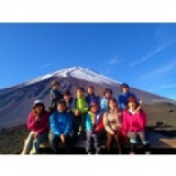 【週末アウトドア　富士山まぼろしの滝トレッキングツアー】社会人サークルFEAD