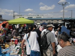 ★出店無料★チャリティフリーマーケット in マルハン入間店