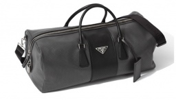  存在感大！一点投入で華やかコーデが完成するプラダ コピー最旬バッグ