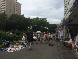 【フリーマーケット@本郷台駅前アーケード商店街 出店者募集中!】