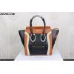 存在感十分なセリーヌ バッグ コピー