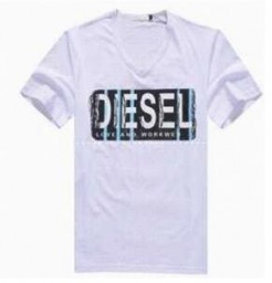 個性的でクラシックなディーゼル コピーTシャツ