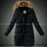 秋冬セールのファーフード付き モンクレール 偽物 ロングレディース ダウンジャケット MONCLER ...
