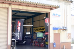 High Performance Tyres、サニューYS618販売。