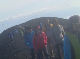 【週末アウトドア　幻の滝トレッキングin富士山】社会人サークルFEAD