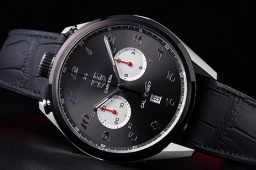 エレガントな女性テニスファンに向けたタグホイヤー コピー時計