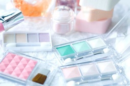 メイク講座「夏の涼やかメイク」