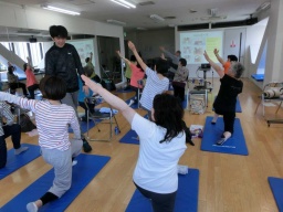 正月太りを解決する！「背伸ばし体操ダイエット」講座