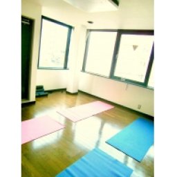 タイ式ヨガ（ルーシーダットン）体験キャンペーン　