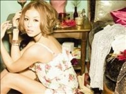 BENI New Single「ユラユラ/ギミギミ」リリース記念 SPECIAL EVENT supported by Bior&eacute;...