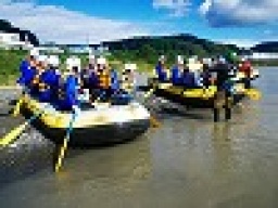 平日アウトドア　ラフティング＆温泉＆美味いものツアー　社会人サークルFEAD