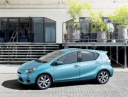 「Special 2day's New ハイブリッド AQUA in アリオ上田」