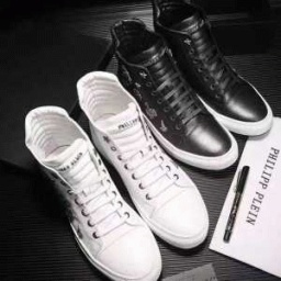 重厚感も漂わせるディースクエアード コピー靴