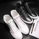 重厚感も漂わせるディースクエアード コピー靴