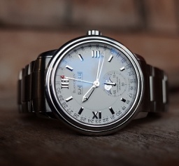 ルックスが評価されるユーボート コピー時計